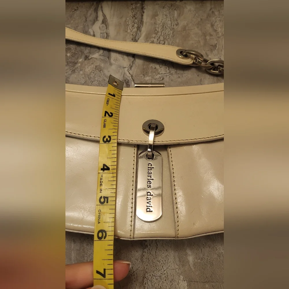 Charles David clutch - Picture 3 of 13